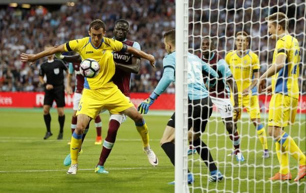 2016-08-04t192544z_113340344_mt1aci14496191_rtrmadp_3_soccer-europa-whu-dom_reuters