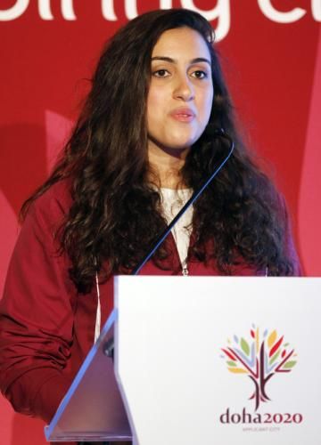  السباحة القطرية ندى محمد وفا