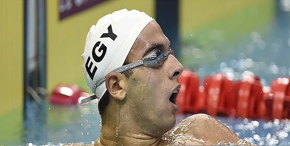  السباح المصري أحمد أكرم