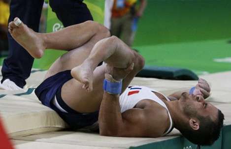 إصابة الفرنسي سمير أيت سعيد