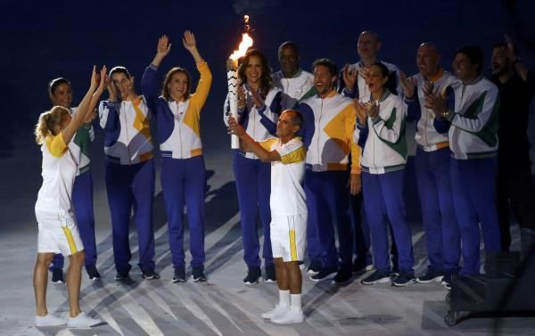 2016-08-06t043421z_224333620_rioec8608u3we_rtrmadp_3_olympics-rio-opening_reuters