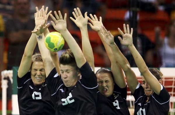 2016-08-06t213028z_1765084412_rioec861nqo49_rtrmadp_3_olympics-rio-handball-w_reuters