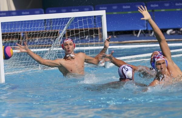 2016-08-06t140644z_1415931448_rioec86136pih_rtrmadp_3_olympics-rio-waterpolo-m_reuters