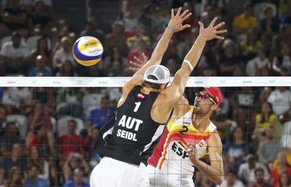 2016-08-07t015643z_1727736053_rioec8705e2wr_rtrmadp_3_olympics-rio-bvolleyball-m_reuters