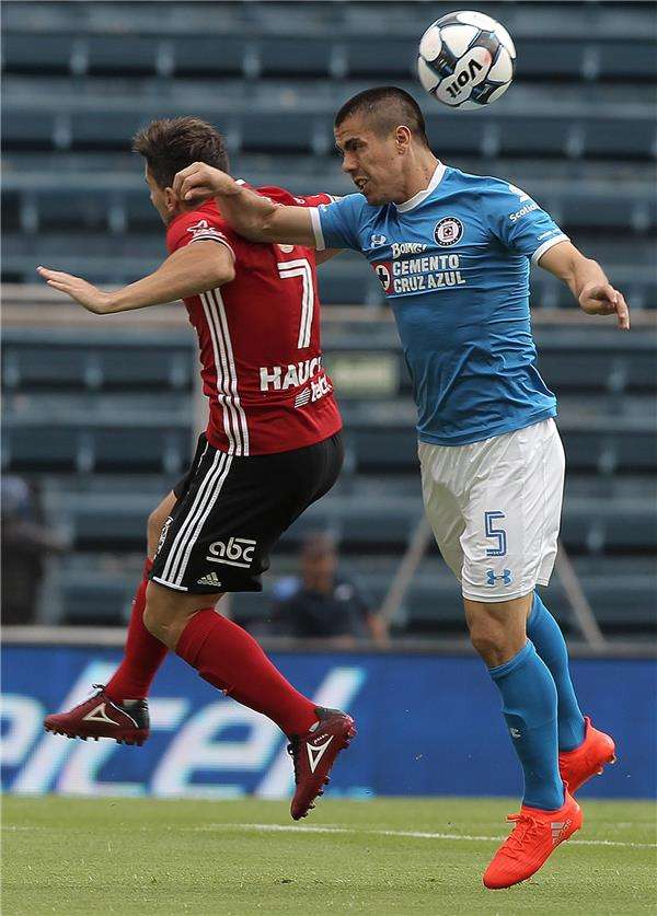 من مباراة تيخوانا ومضيفه كروز أزول