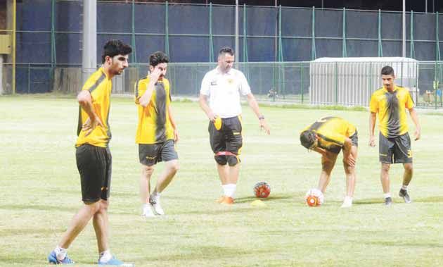 جانب من تدريبات القادسية