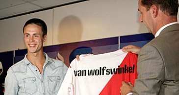 ريكي فان ولفسوينكيل رسمياً في صفوف أوتريخت