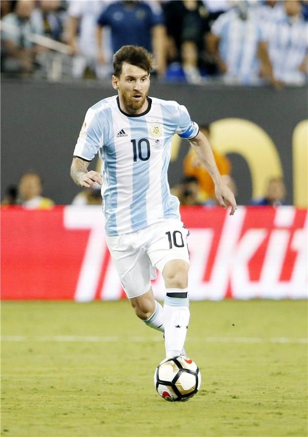 ليونيل ميسي