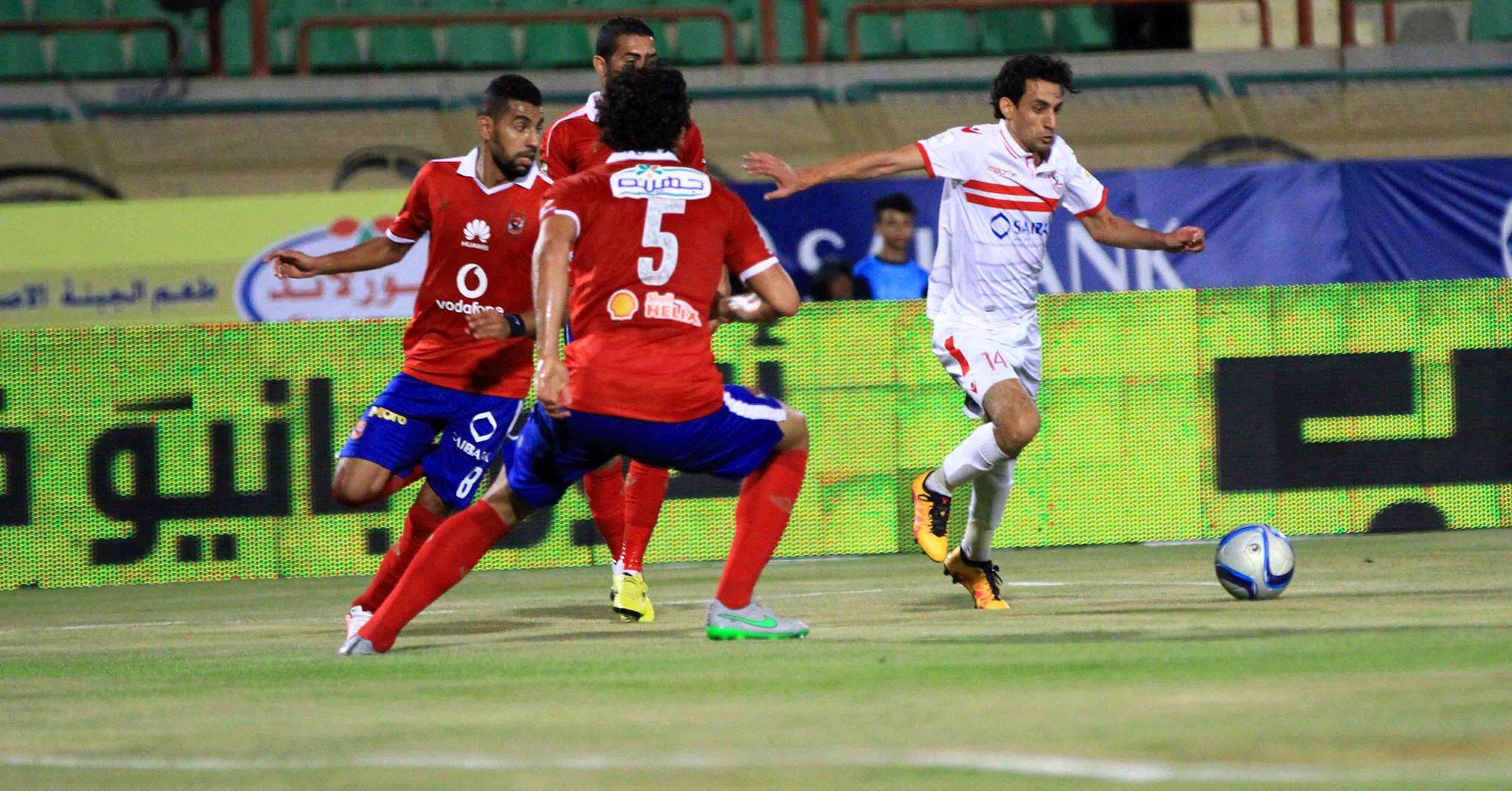 الأهلي والزمالك في مباراة سابقة