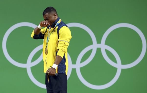 2016-08-09t000828z_650182502_rioec8900e2di_rtrmadp_3_olympics-rio-weightlifting-m-62kg_reuters