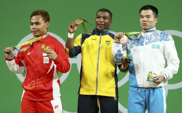 2016-08-09t000911z_1486679180_rioec8900fadm_rtrmadp_3_olympics-rio-weightlifting-m-62kg_reuters