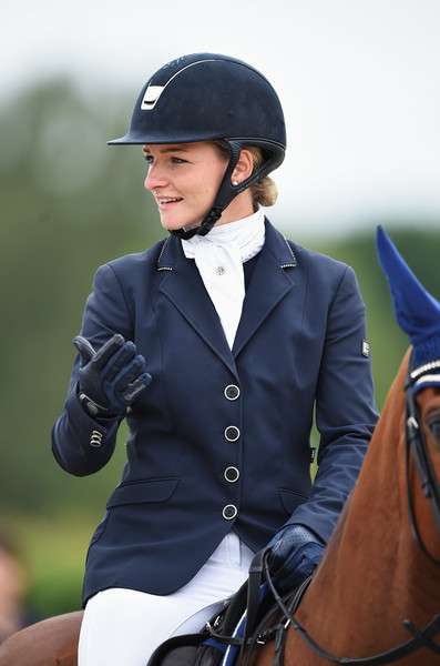 يوليا كرايفسكي