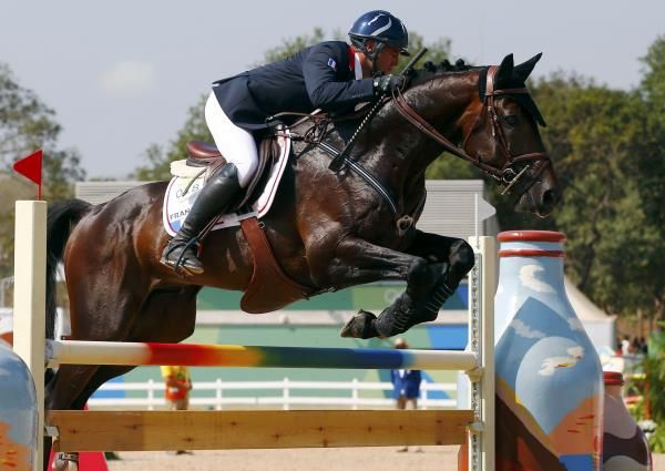 فارس فرنسي خلال المنافسات