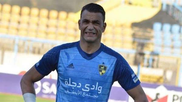 عصام الحضري