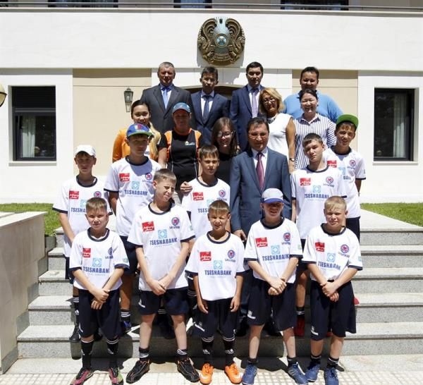 فريق كوستاناي أورفانيجيك الكازاخي للأيتام