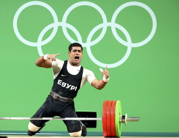 المصري محمد إيهاب حصد برونزية رفع الأثقال