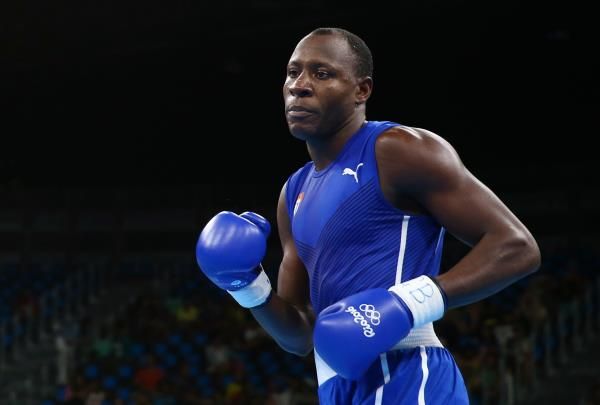 الملاكم الكوبي إريسلاندي سافون