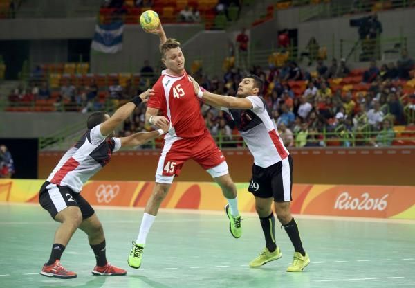 2016-08-11t155239z_1041656732_rioec8b183q49_rtrmadp_3_olympics-rio-m-handball_reuters
