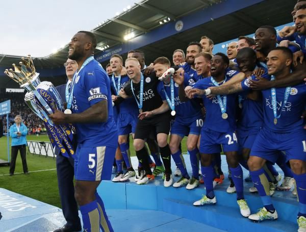 تتويج ليستر سيتي بالدوري الإنجليزي الموسم الماضي