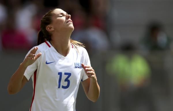 2016-08-12t190050z_1517416005_rioec8c1gtd6b_rtrmadp_3_olympics-rio-soccer-w_reuters