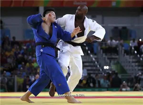 ?i=epa%2fathletics%2f2016-08%2f2016-08-12-05478171_epa