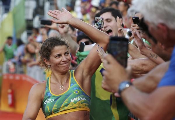 2016-08-12t195833z_156605806_rioec8c1jhkti_rtrmadp_3_olympics-rio-bvolleyball-w_reuters