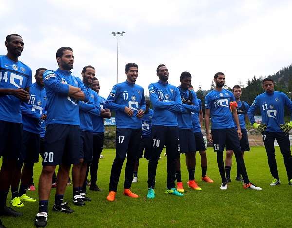 لاعبو الهلال