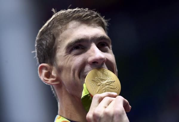 2016-08-14t033128z_433316087_rioec8e09sdza_rtrmadp_3_olympics-rio-swimming-m-100mmedleyrelay_reuters