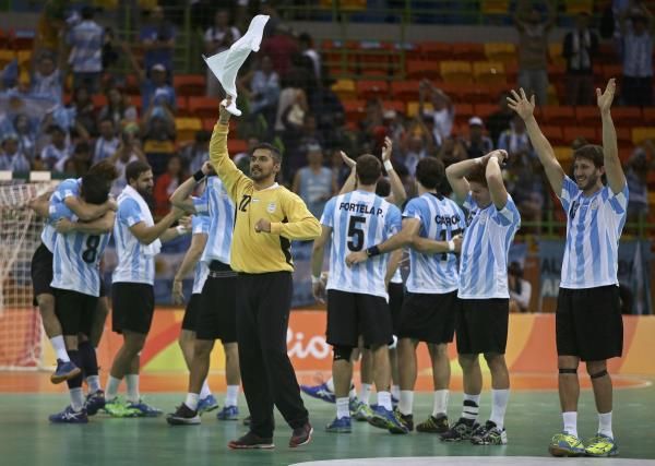 2016-08-14t023527z_877964914_rioec8e0772gw_rtrmadp_3_olympics-rio-m-handball_reuters