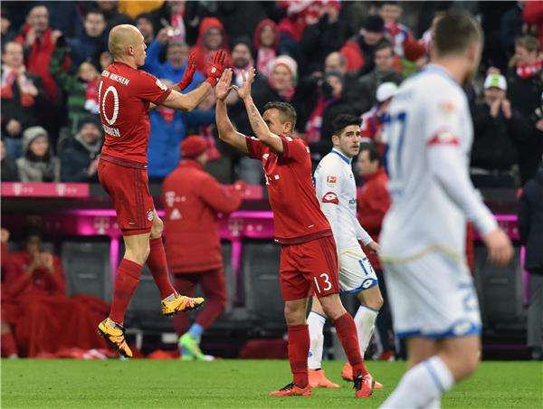 روبن يحتفل بأحد أهدافه