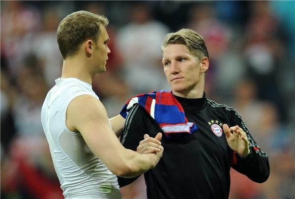 مانويل نوير وباستيان شفاينشتايجر