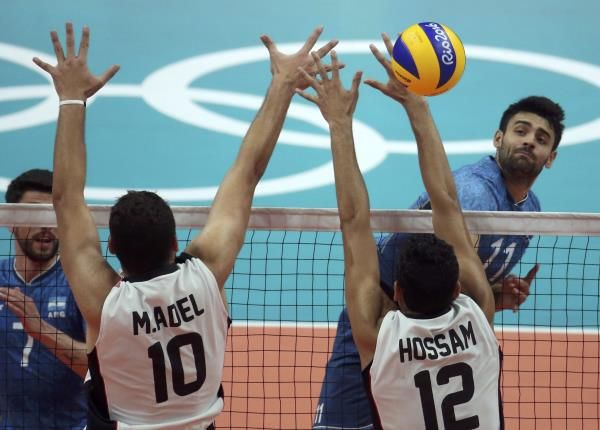 2016-08-15t131548z_1447335026_rioec8f10ua4a_rtrmadp_3_olympics-rio-volleyball-m_reuters