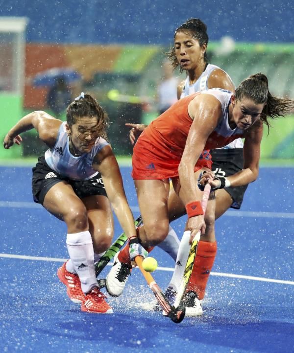 2016-08-16t002601z_1087694745_rioec8g017cmc_rtrmadp_3_olympics-rio-hockey-w_reuters