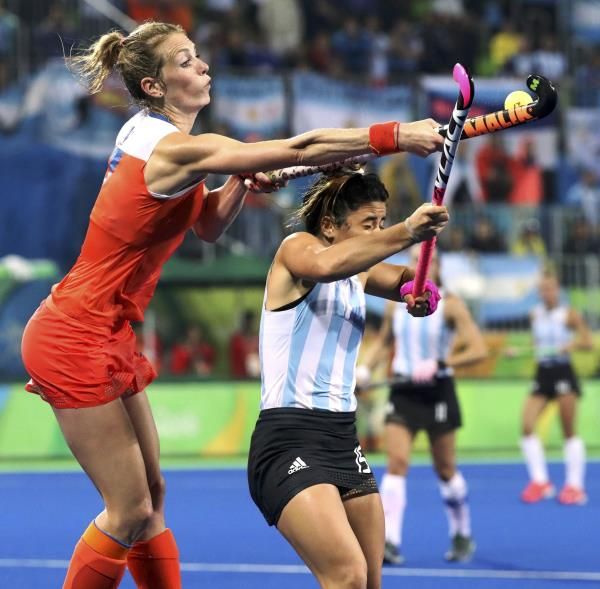 2016-08-16t011634z_1302289567_rioec8g03jlow_rtrmadp_3_olympics-rio-hockey-w_reuters