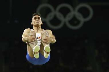 2016-08-15t180931z_2081409_rioec8f1efteh_rtrmadp_3_olympics-rio-agymnastics-m-vault_reuters