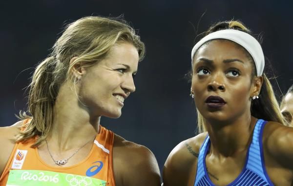 2016-08-17t011614z_1683363341_rioec8h03j0n5_rtrmadp_3_olympics-rio-athletics-w-200m_reuters