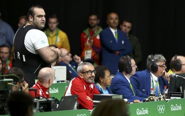2016-08-17t005617z_999830983_rioec8h02lr55_rtrmadp_3_olympics-rio-weightlifting-m-heavy_reuters