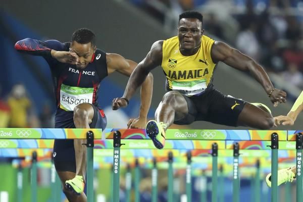 2016-08-17t023803z_507666585_rioec8h07b9fw_rtrmadp_3_olympics-rio-athletics-m-hurdles110_reuters