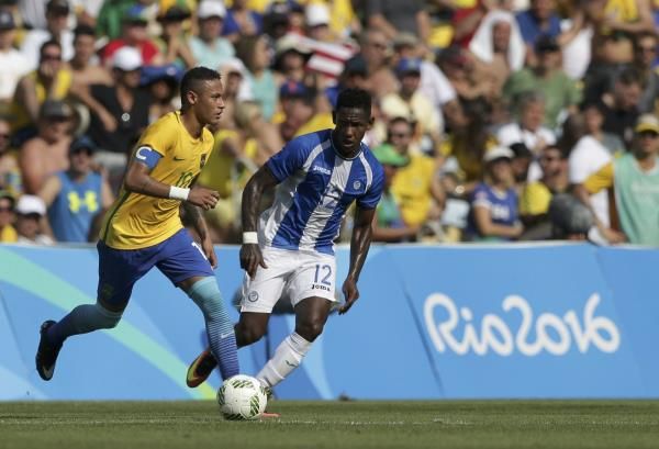 2016-08-17t175528z_1639717624_rioec8h1dser9_rtrmadp_3_olympics-rio-soccer-m_reuters