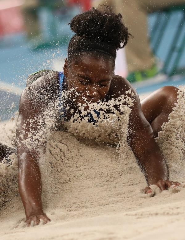 2016-08-18t002824z_1037385461_rioec8i0194bv_rtrmadp_3_olympics-rio-athletics-w-longjump_reuters