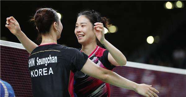 جونج كيونج إيون وشين سيونج تشان