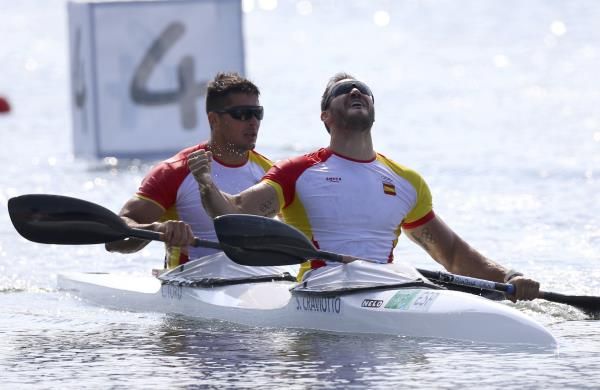 2016-08-18t130635z_1187001112_rioec8i10ex5h_rtrmadp_3_olympics-rio-canoesprint-m-kayakd200m_reuters