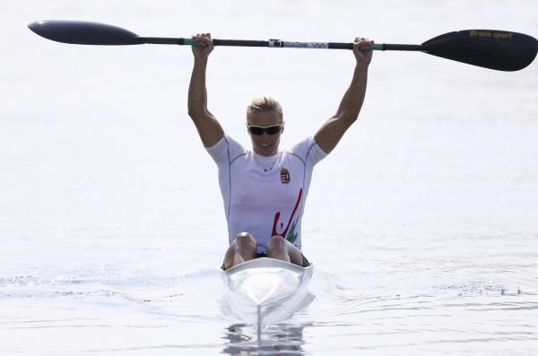 2016-08-18t133607z_340623399_rioec8i11s4c5_rtrmadp_3_olympics-rio-canoesprint-w-kayaks500m_reuters