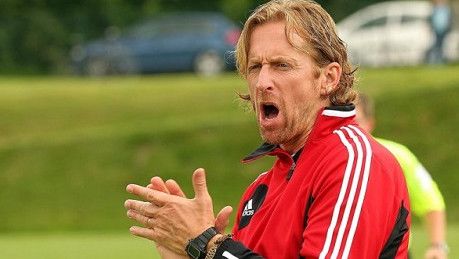  باتريك دي فايلد