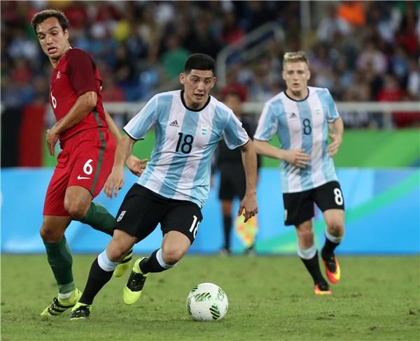إسبينوسا مع منتخب بلاده