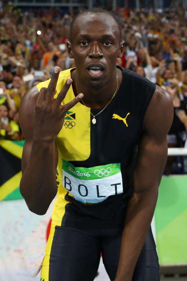2016-08-20t015345z_1490972514_rioec8k059jkg_rtrmadp_3_olympics-rio-athletics-m-relay100m_reuters