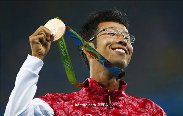 ?i=epa%2fathletics%2f2016-08%2f2016-08-19-05500850_epa