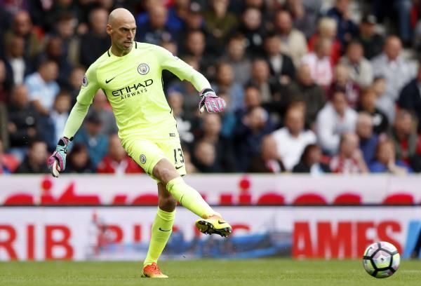 2016-08-20t131042z_114700242_mt1aci14576308_rtrmadp_3_soccer-england-stk-mci_reuters