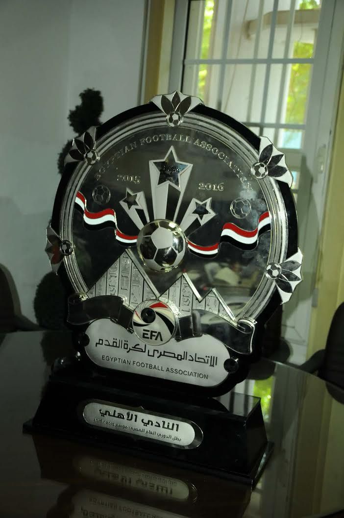 AHLY010