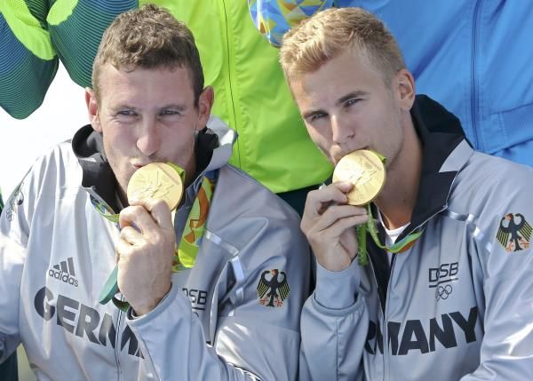 2016-08-20t132445z_929882988_rioec8k11961x_rtrmadp_3_olympics-rio-canoesprint-m-double1000m_reuters